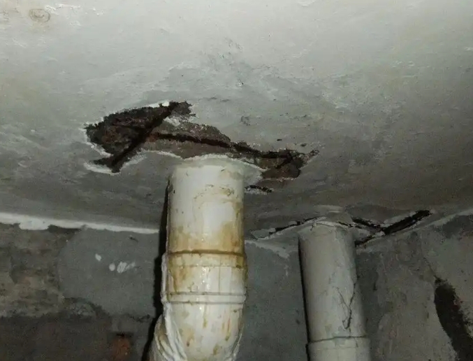 连城卫生间漏水维修公司浅析连城卫生间渗水维修的方法
